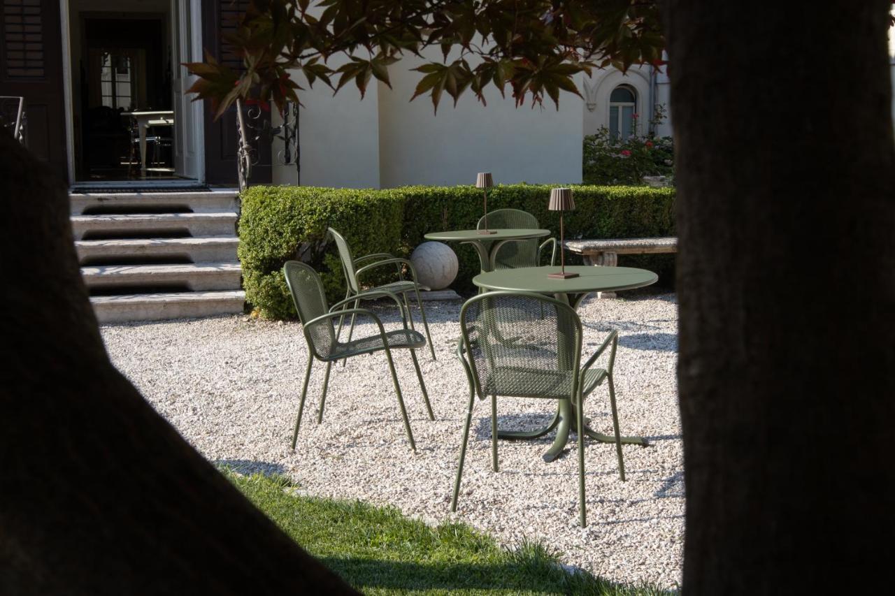 Villa Sizzo Relais B&B Тренто Экстерьер фото